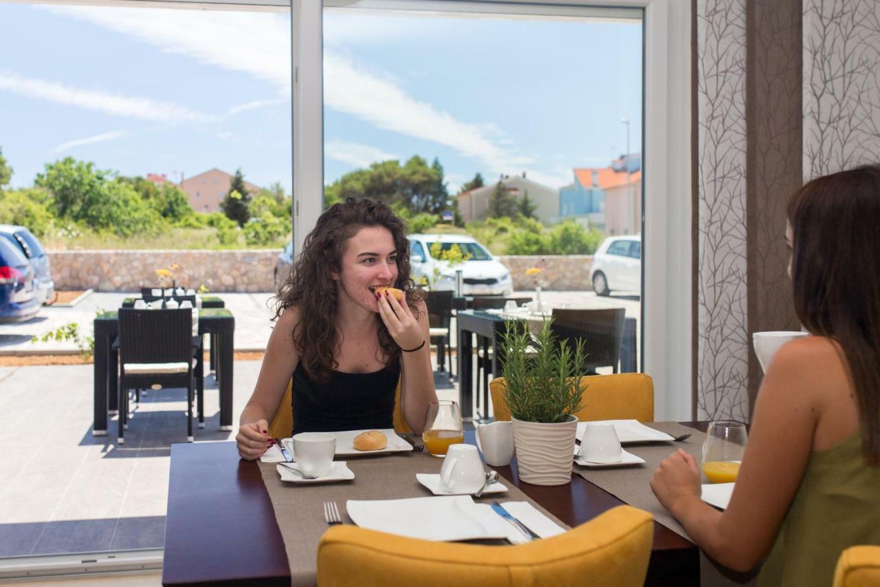 Maris Couette-café 4*
